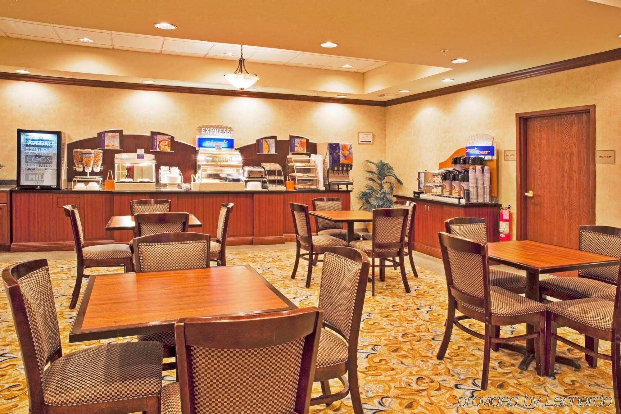 Holiday Inn Express Hotel & Suites Bartow By Ihg Exteriör bild